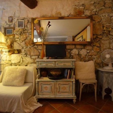 Appartement Studio Antique Rovinj Extérieur photo